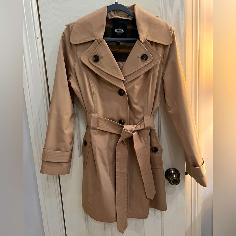 Women’s Sz Small London Fog Trench Coat NWOT